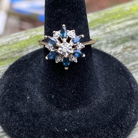 Sapphire/Diamond ring. 14k Beautiful Ceylon Sapphire. Gorgeous ring. size 7 - Picture 4 of 11